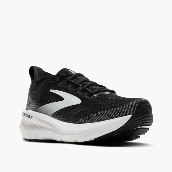 Brooks Other - Brooks Men's Black and White Running Shoes